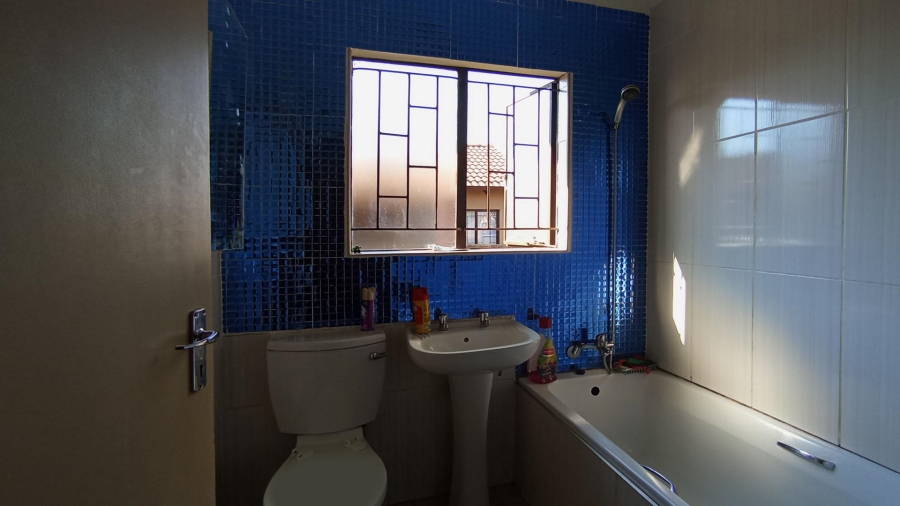 2 Bedroom Property for Sale in Soshanguve East Gauteng