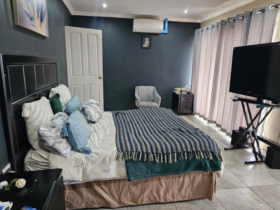 4 Bedroom Property for Sale in Ormonde Gauteng