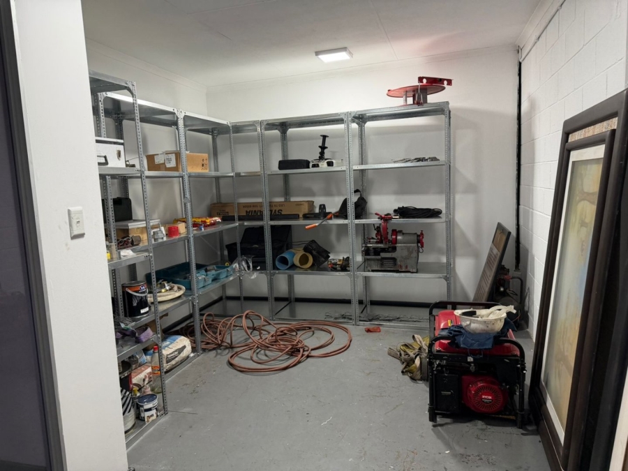 To Let commercial Property for Rent in Meadowdale Gauteng