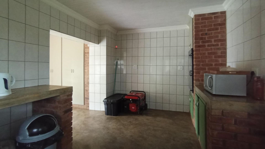 4 Bedroom Property for Sale in Bultfontein A H Gauteng