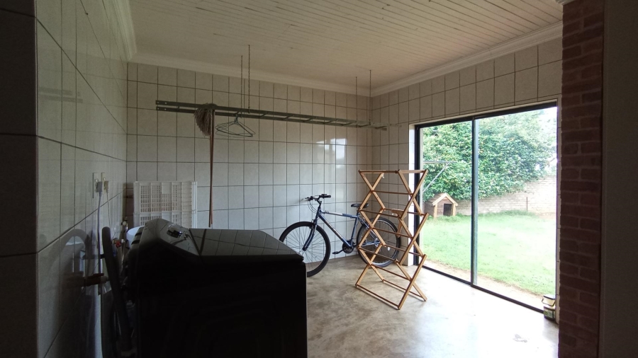 4 Bedroom Property for Sale in Bultfontein A H Gauteng