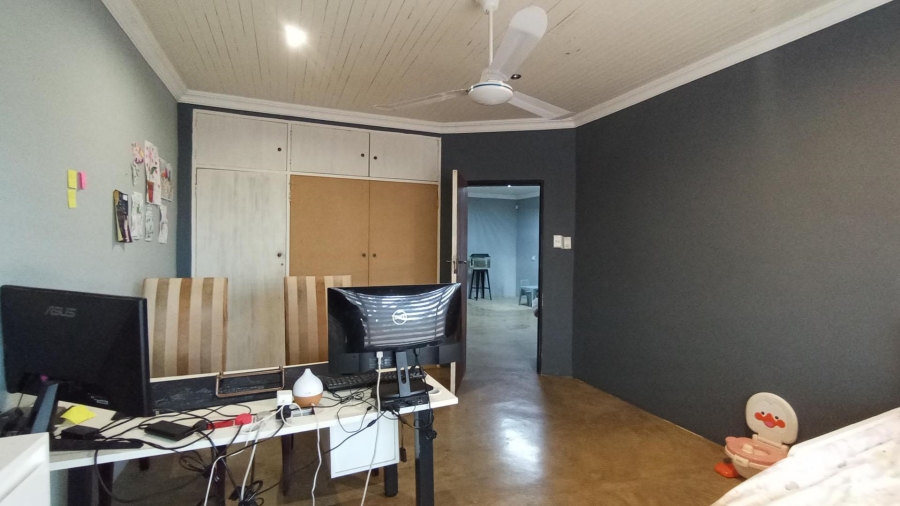 4 Bedroom Property for Sale in Bultfontein A H Gauteng