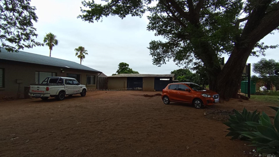 4 Bedroom Property for Sale in Bultfontein A H Gauteng
