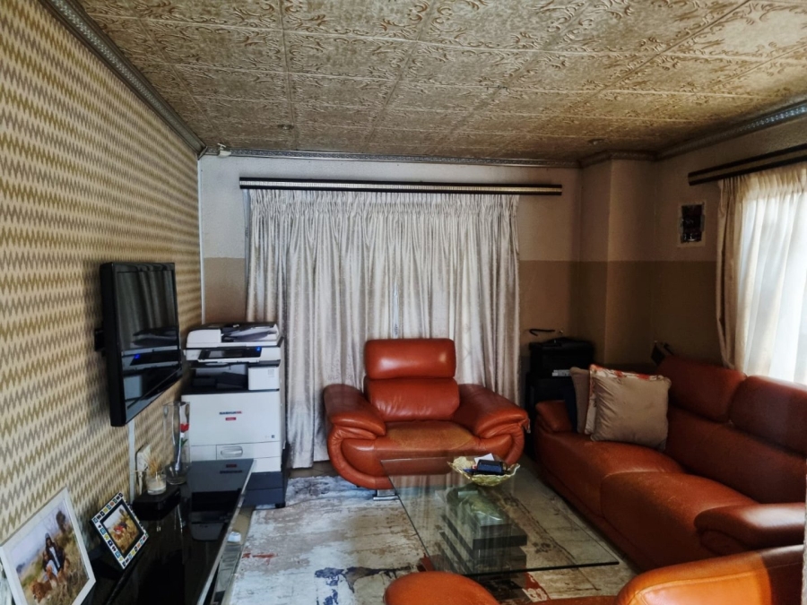 3 Bedroom Property for Sale in Roodekop Gauteng