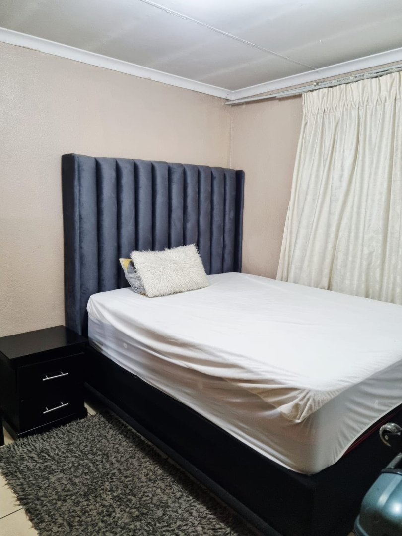 3 Bedroom Property for Sale in Roodekop Gauteng