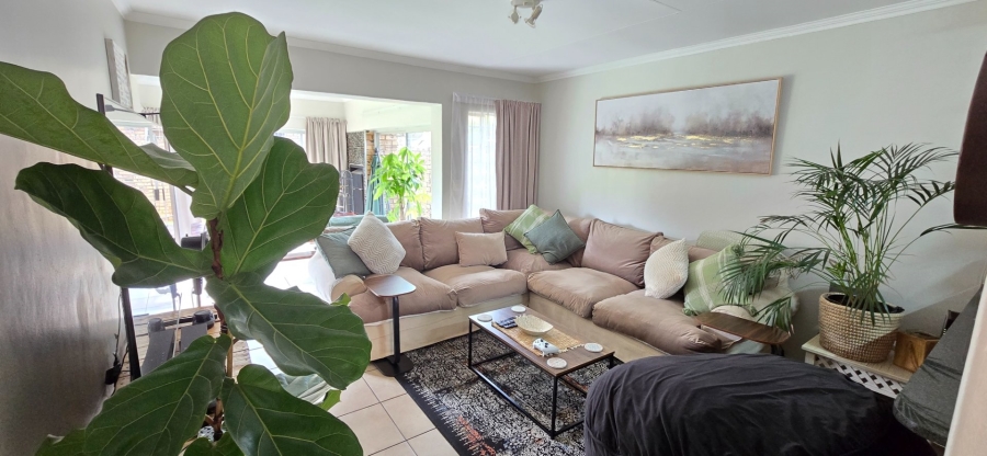 2 Bedroom Property for Sale in Montana Gauteng