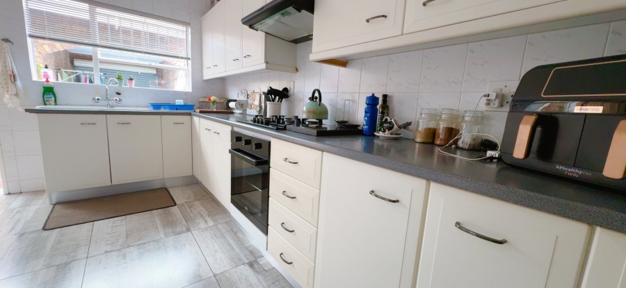 3 Bedroom Property for Sale in Three Rivers Gauteng