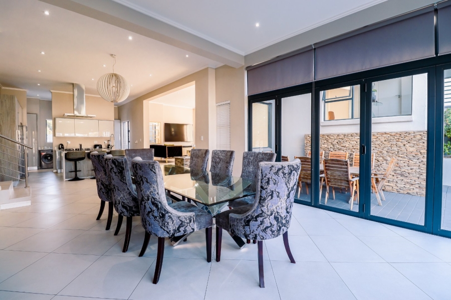 4 Bedroom Property for Sale in Midstream Ridge Gauteng