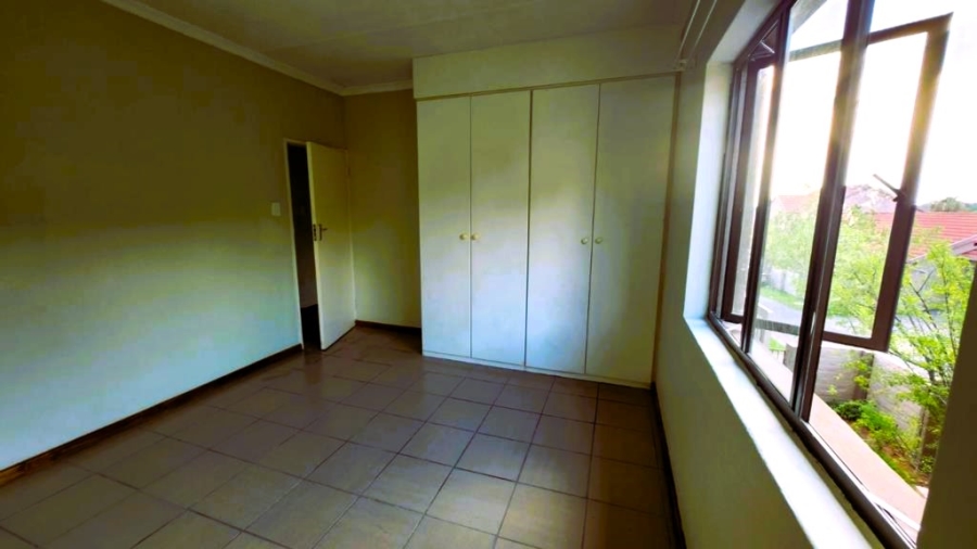 2 Bedroom Property for Sale in Halfway House Gauteng