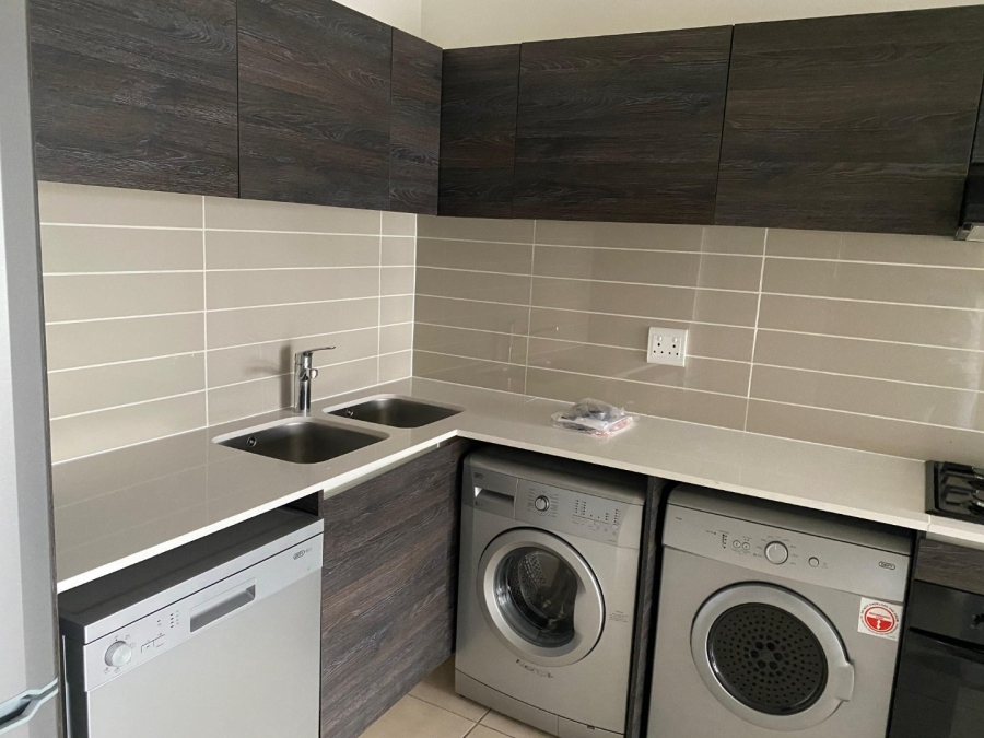 1 Bedroom Property for Sale in Olivedale Gauteng