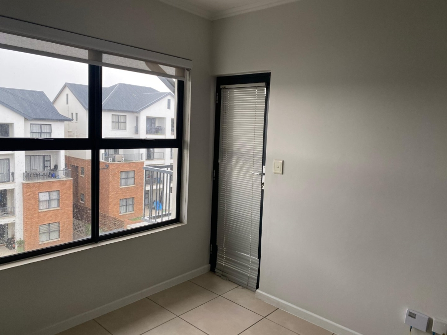 1 Bedroom Property for Sale in Olivedale Gauteng