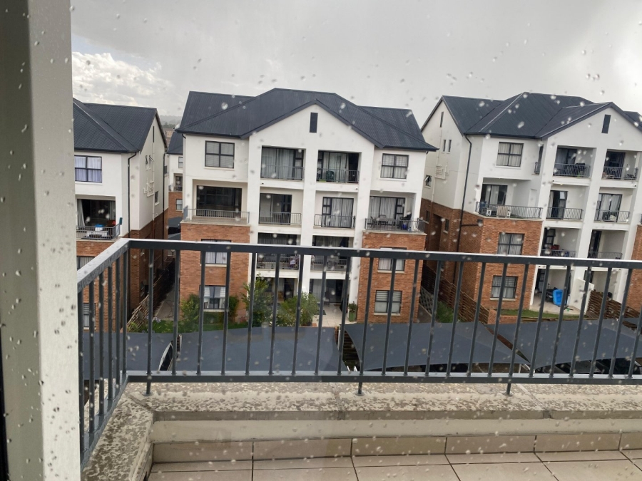 1 Bedroom Property for Sale in Olivedale Gauteng