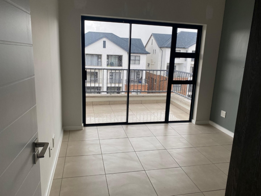 1 Bedroom Property for Sale in Olivedale Gauteng