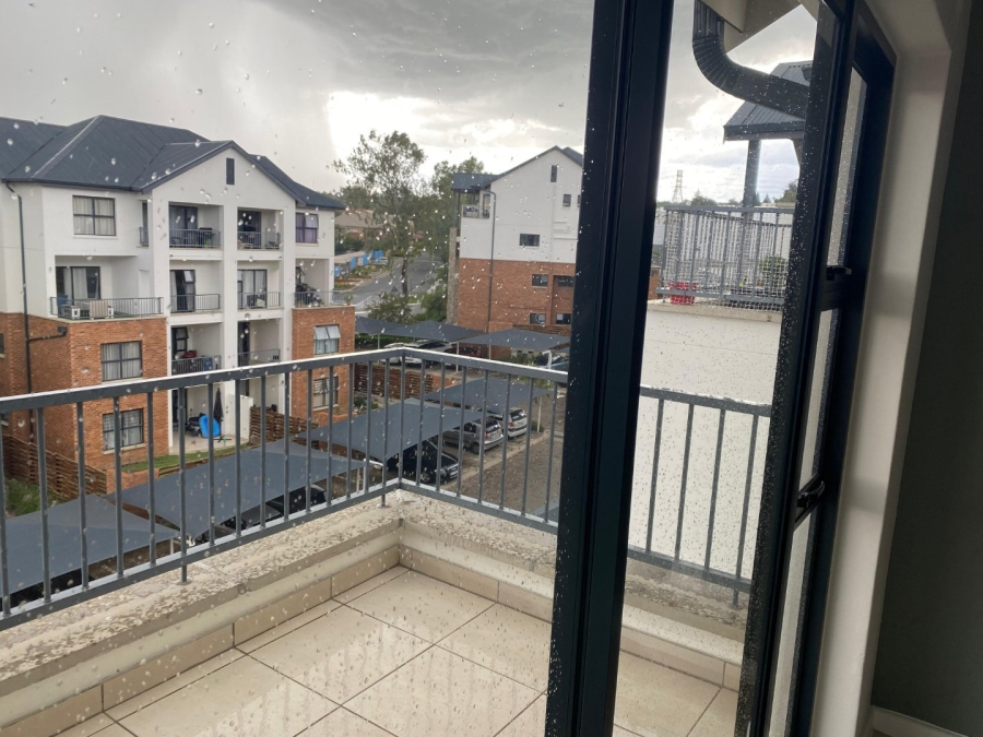 1 Bedroom Property for Sale in Olivedale Gauteng