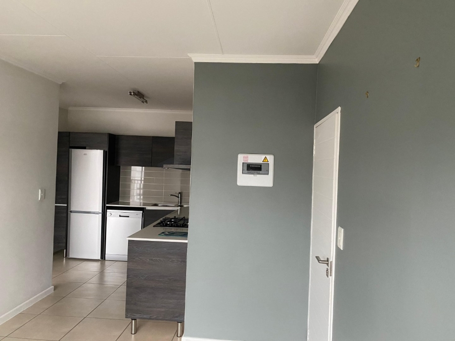 1 Bedroom Property for Sale in Olivedale Gauteng