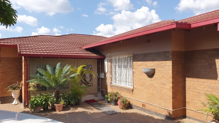 4 Bedroom Property for Sale in Pretoria West Gauteng