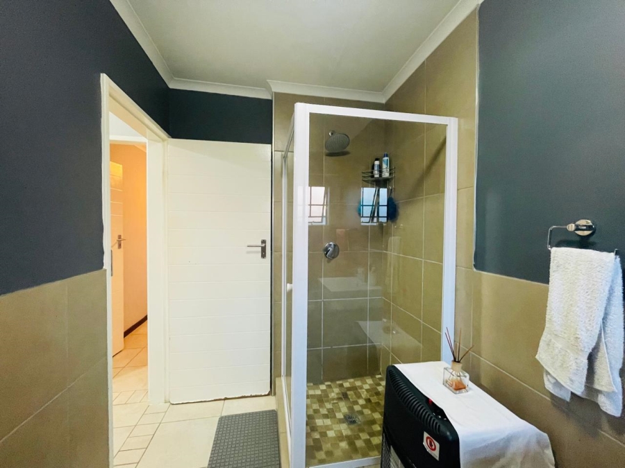 2 Bedroom Property for Sale in Sagewood Gauteng