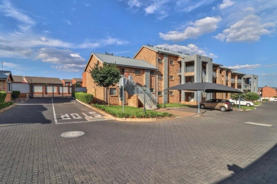 2 Bedroom Property for Sale in Sagewood Gauteng