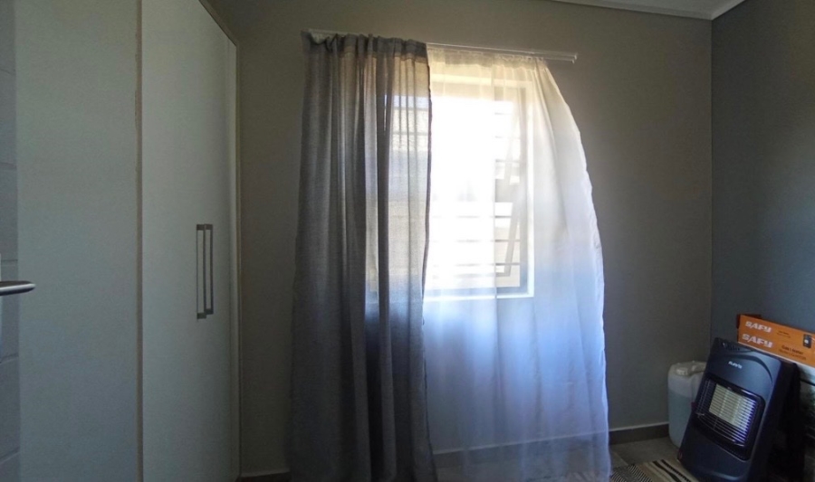3 Bedroom Property for Sale in Lotus Gardens Gauteng