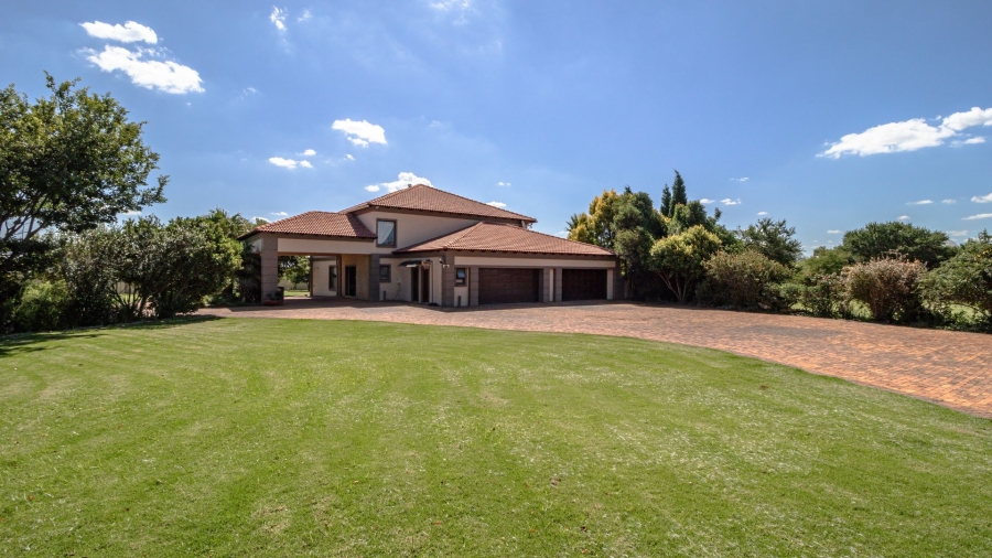 4 Bedroom Property for Sale in Dunblane Lifestyle and Equestrian Estate Gauteng