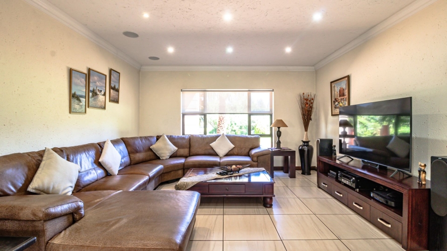 4 Bedroom Property for Sale in Dunblane Lifestyle and Equestrian Estate Gauteng