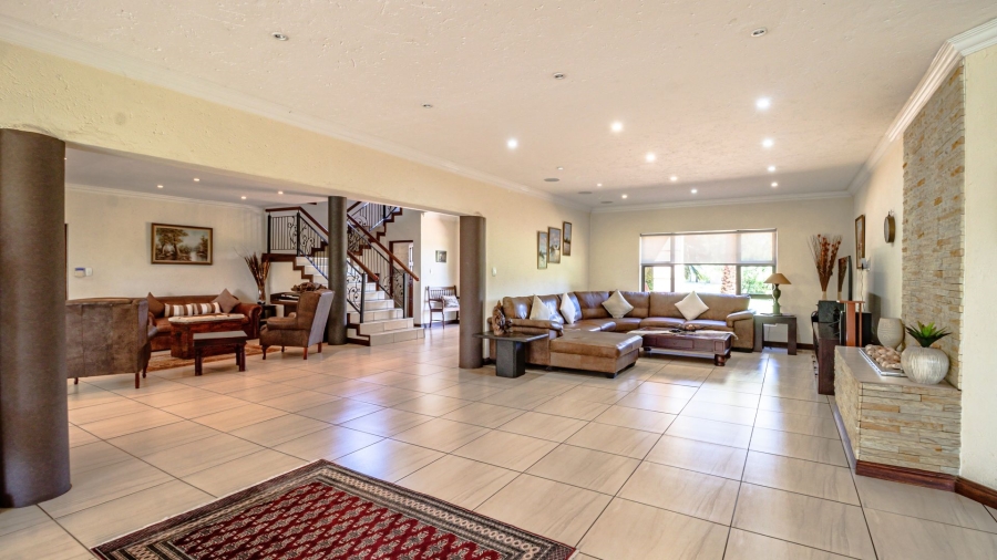 4 Bedroom Property for Sale in Dunblane Lifestyle and Equestrian Estate Gauteng