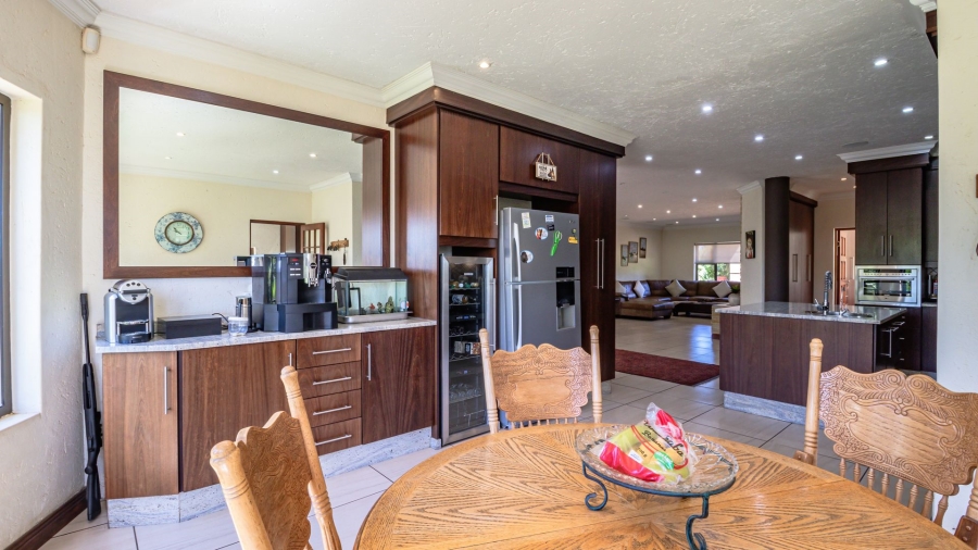 4 Bedroom Property for Sale in Dunblane Lifestyle and Equestrian Estate Gauteng