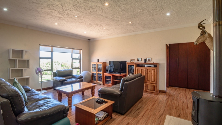 4 Bedroom Property for Sale in Dunblane Lifestyle and Equestrian Estate Gauteng