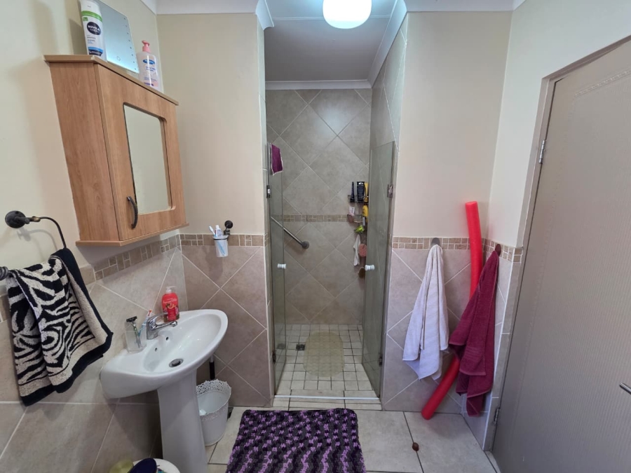 2 Bedroom Property for Sale in Montana Tuine Gauteng