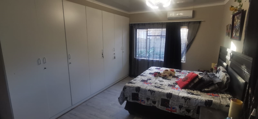 3 Bedroom Property for Sale in Three Rivers Gauteng