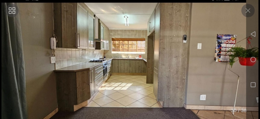 3 Bedroom Property for Sale in Three Rivers Gauteng