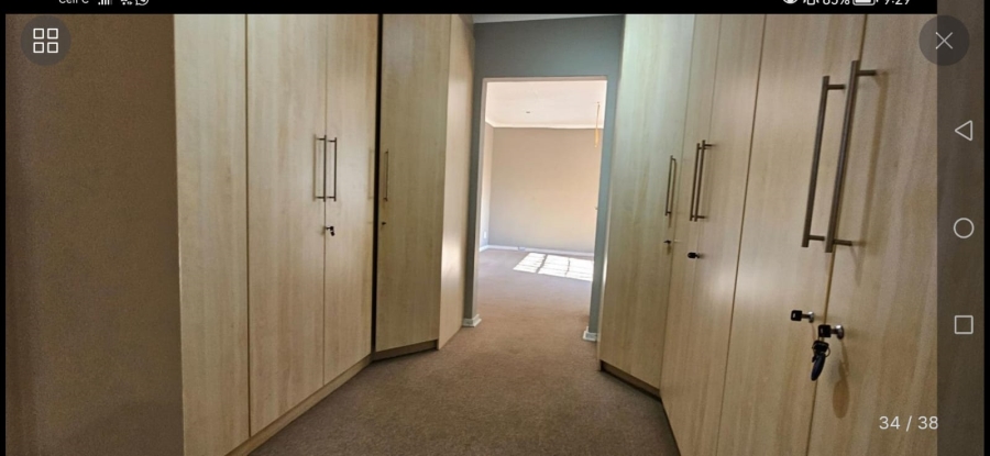 3 Bedroom Property for Sale in Three Rivers Gauteng