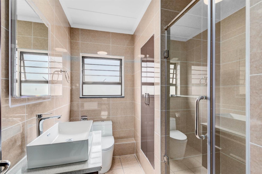 To Let 3 Bedroom Property for Rent in Blue Hills Gauteng