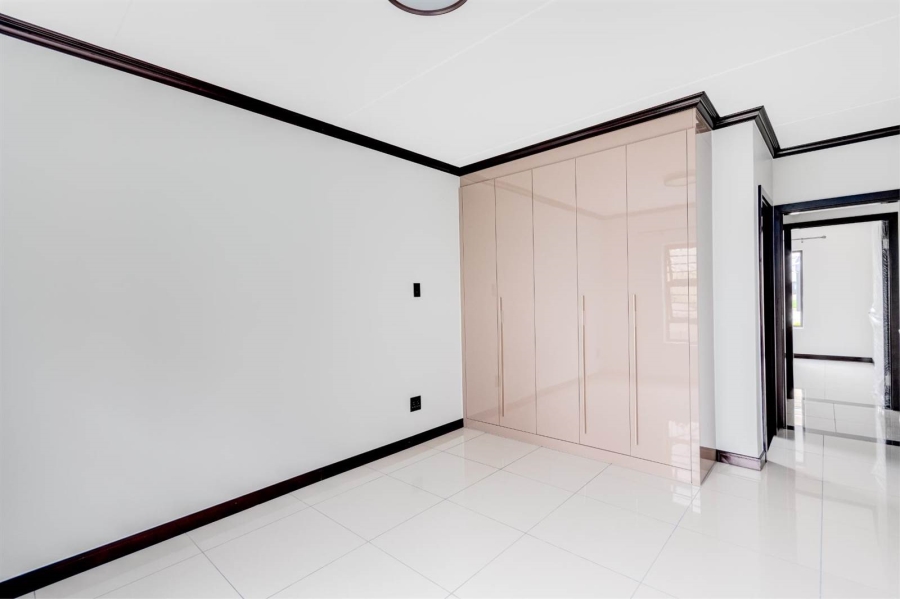 To Let 3 Bedroom Property for Rent in Blue Hills Gauteng