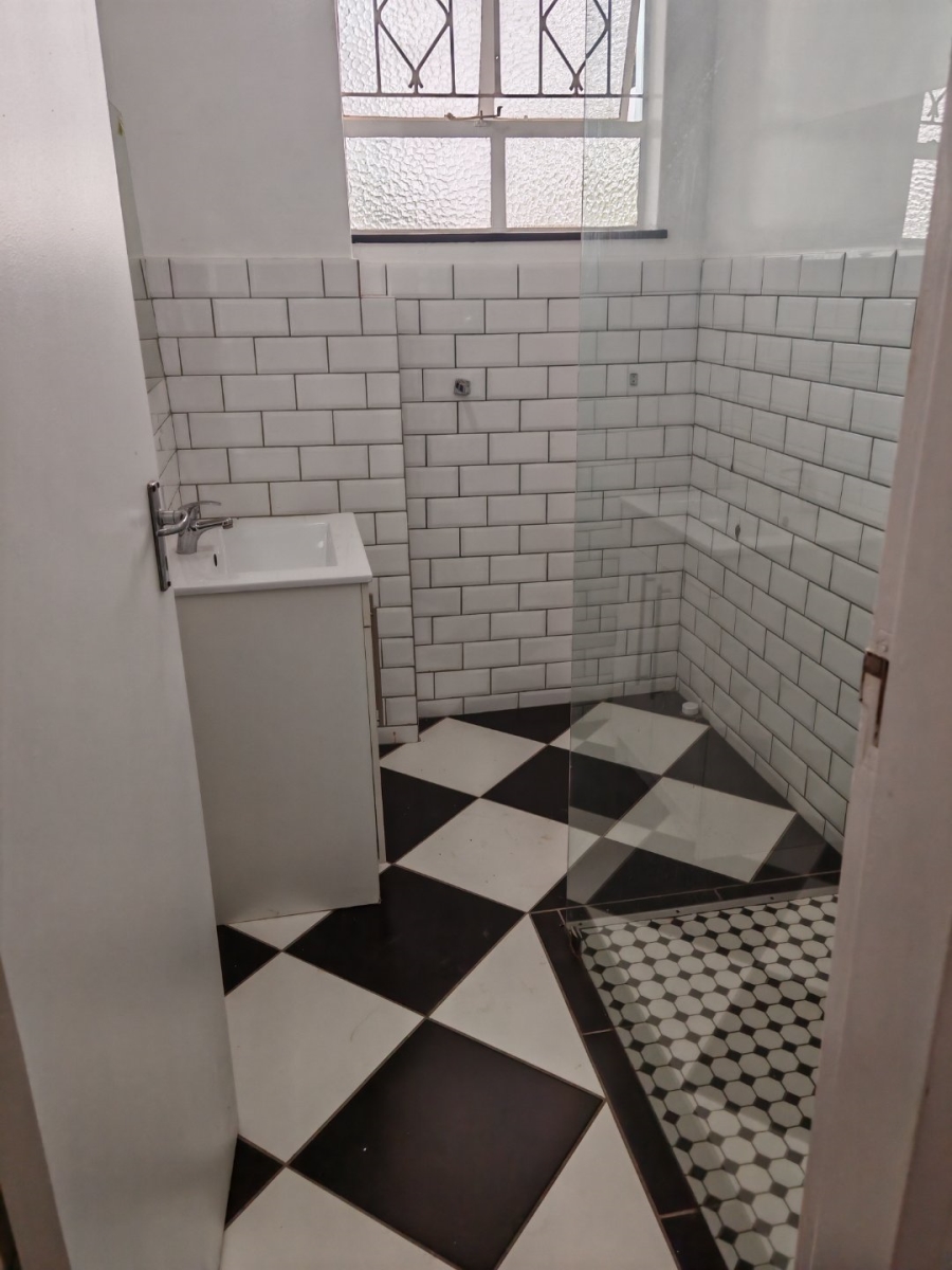 1 Bedroom Property for Sale in Rosebank Gauteng