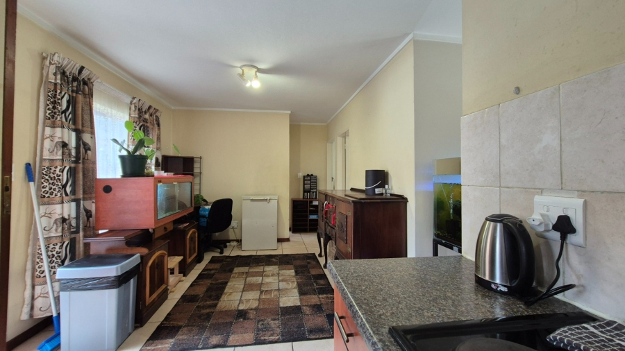 2 Bedroom Property for Sale in The Reeds Gauteng