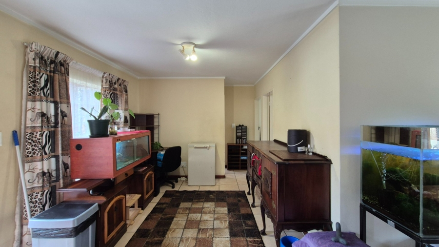 2 Bedroom Property for Sale in The Reeds Gauteng