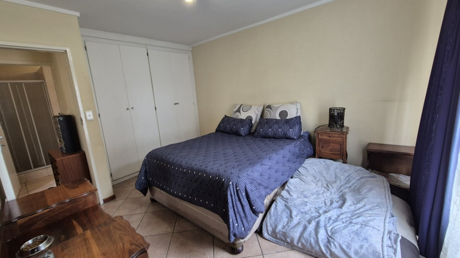2 Bedroom Property for Sale in The Reeds Gauteng