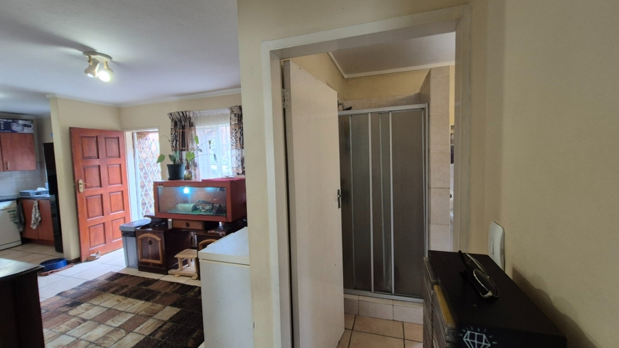 2 Bedroom Property for Sale in The Reeds Gauteng