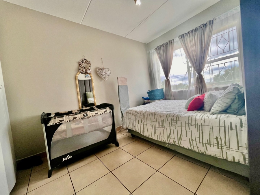 2 Bedroom Property for Sale in Vorna Valley Gauteng