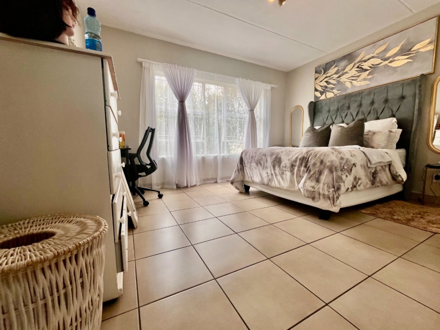 2 Bedroom Property for Sale in Vorna Valley Gauteng
