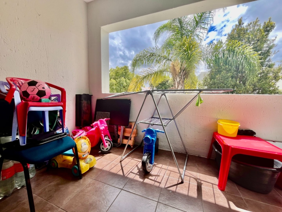 2 Bedroom Property for Sale in Vorna Valley Gauteng