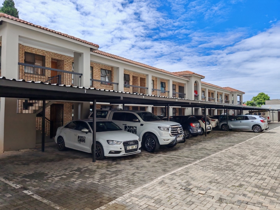 Commercial Property for Sale in Hurlyvale Gauteng