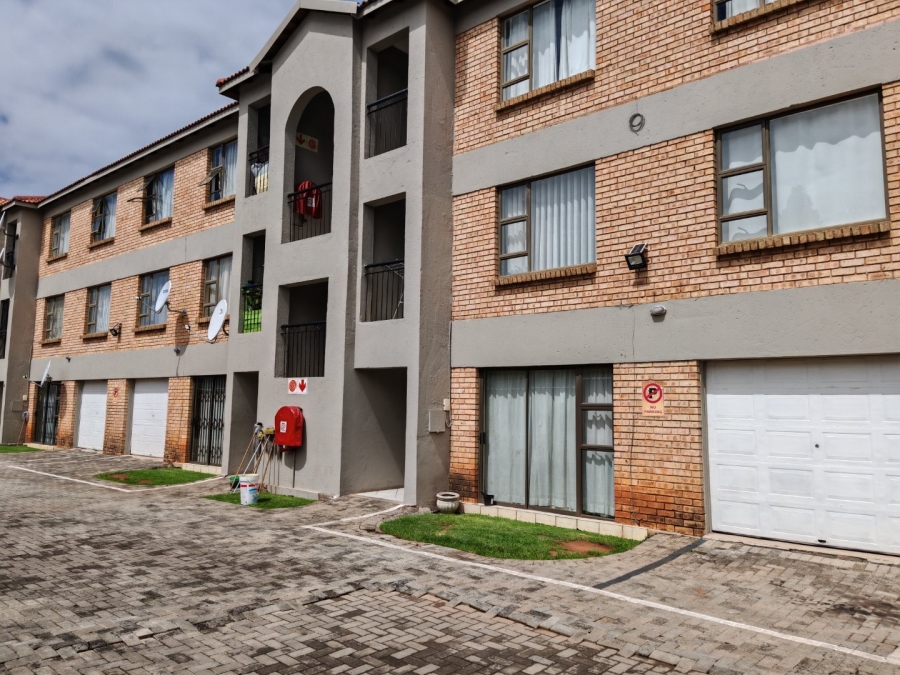 Commercial Property for Sale in Hurlyvale Gauteng