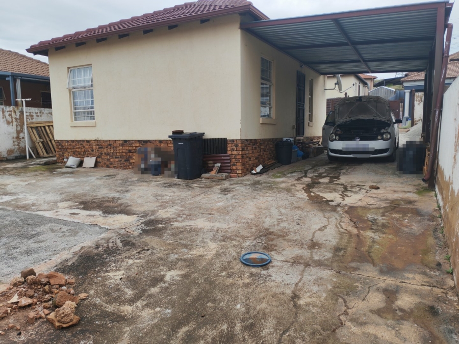 2 Bedroom Property for Sale in Atteridgeville Gauteng