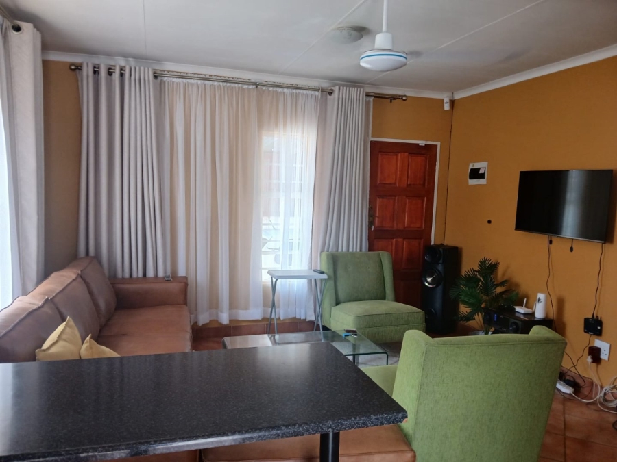2 Bedroom Property for Sale in Atteridgeville Gauteng