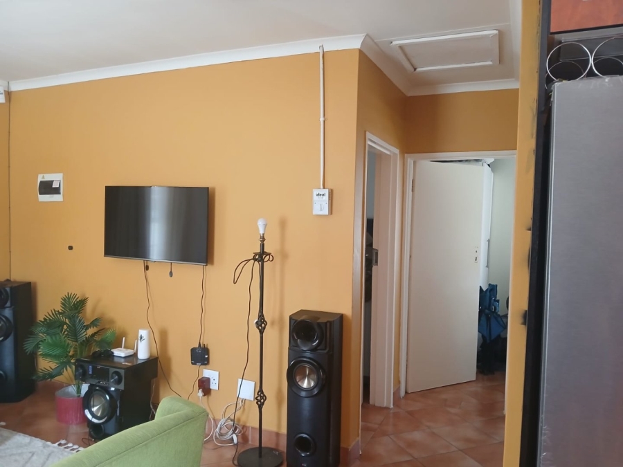 2 Bedroom Property for Sale in Atteridgeville Gauteng