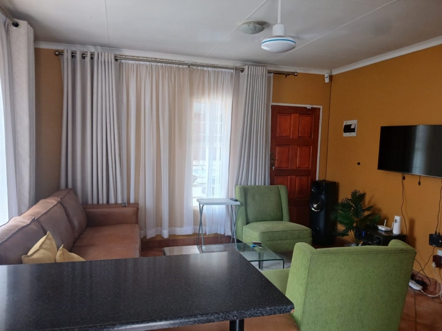 2 Bedroom Property for Sale in Atteridgeville Gauteng