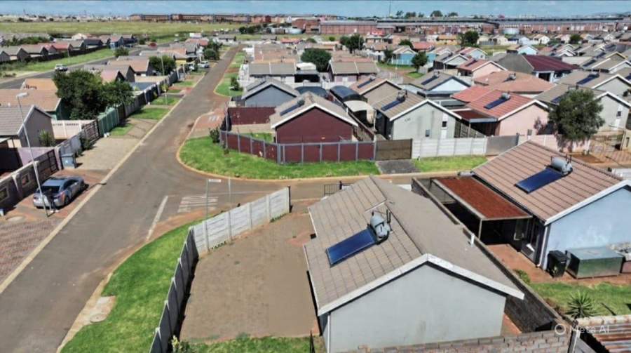 2 Bedroom Property for Sale in Sky City Gauteng