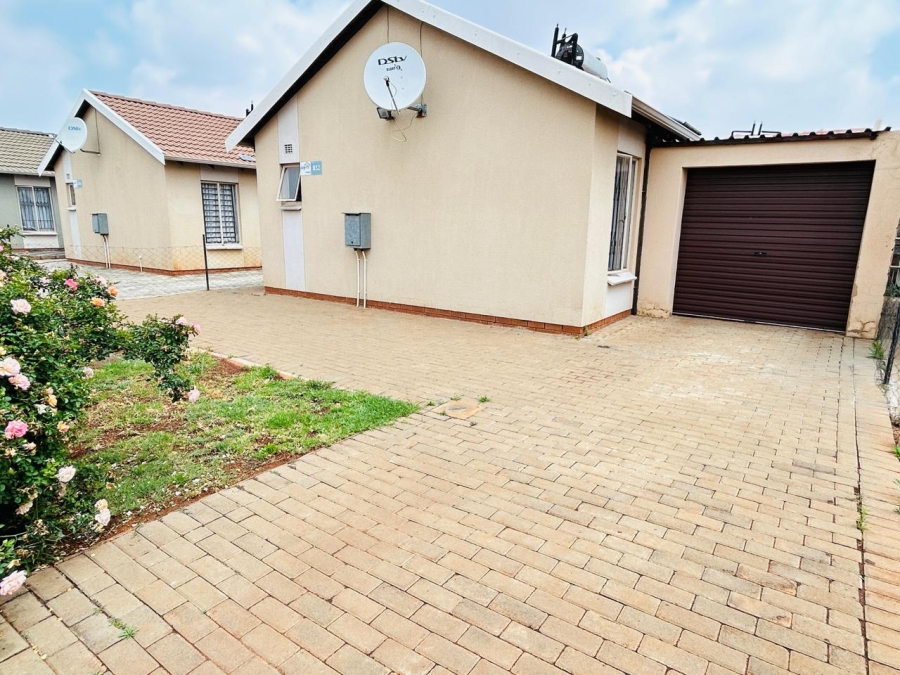 2 Bedroom Property for Sale in Katlehong South Gauteng